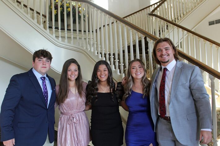 Huntingdon 2023–2024 SGA Cabinet Leaders Take Oath of Office