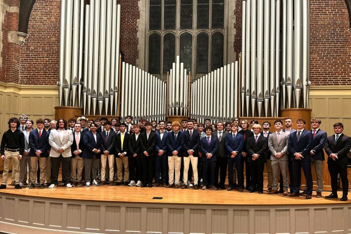 Men’s Greek Life Grows on Bid Night